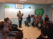 بالصور: محاضرات للشيخين سليمان سطل وعلي الدنف لطلاب من مدرسة الثانوية الشاملة